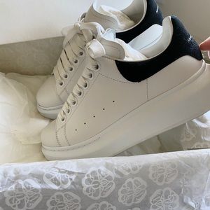 Alexander McQueen black and white women shoes